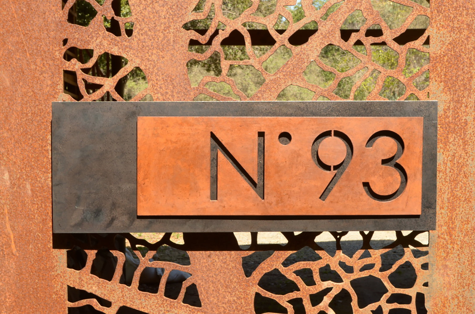 Número Doble Placa de Acero