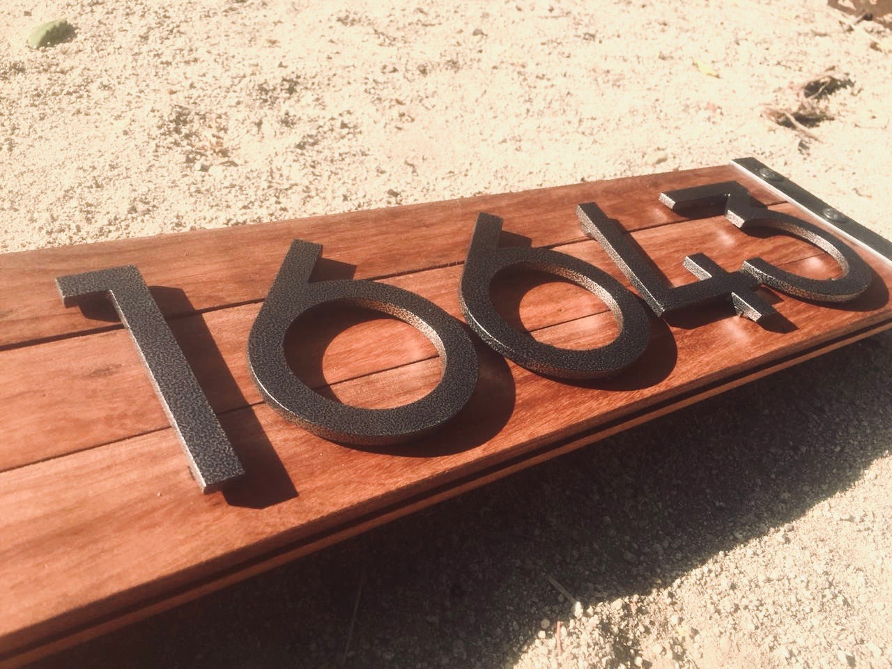 Número Sobre Madera ,IronPig , Número, chile, fierro