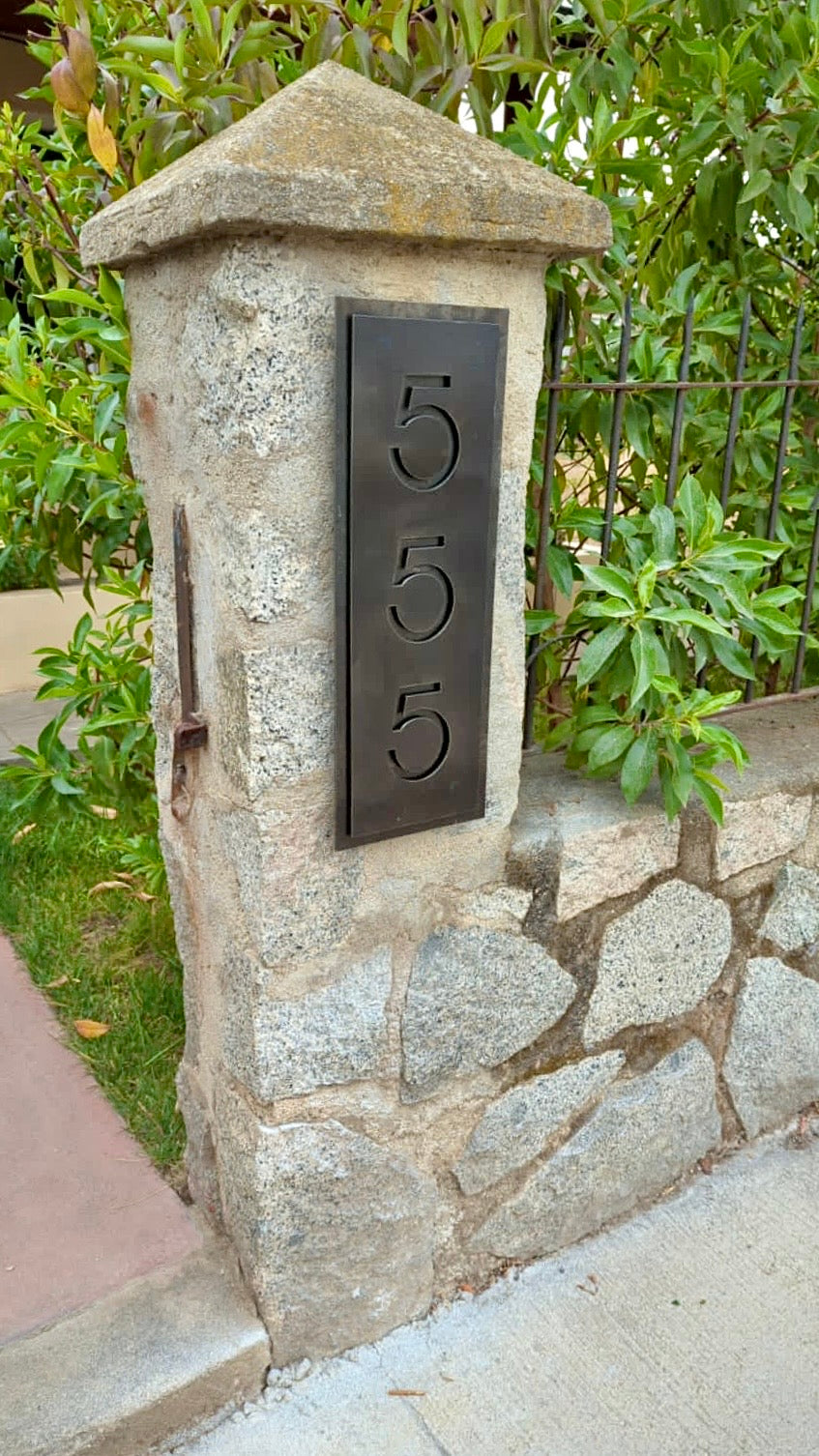 Número Doble Placa de Acero