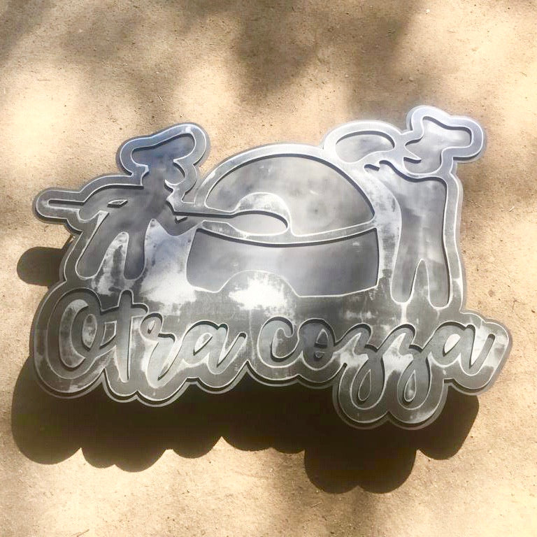 Letrero de metal para pizzeria Otra Cozza local sucursal viña del mar 