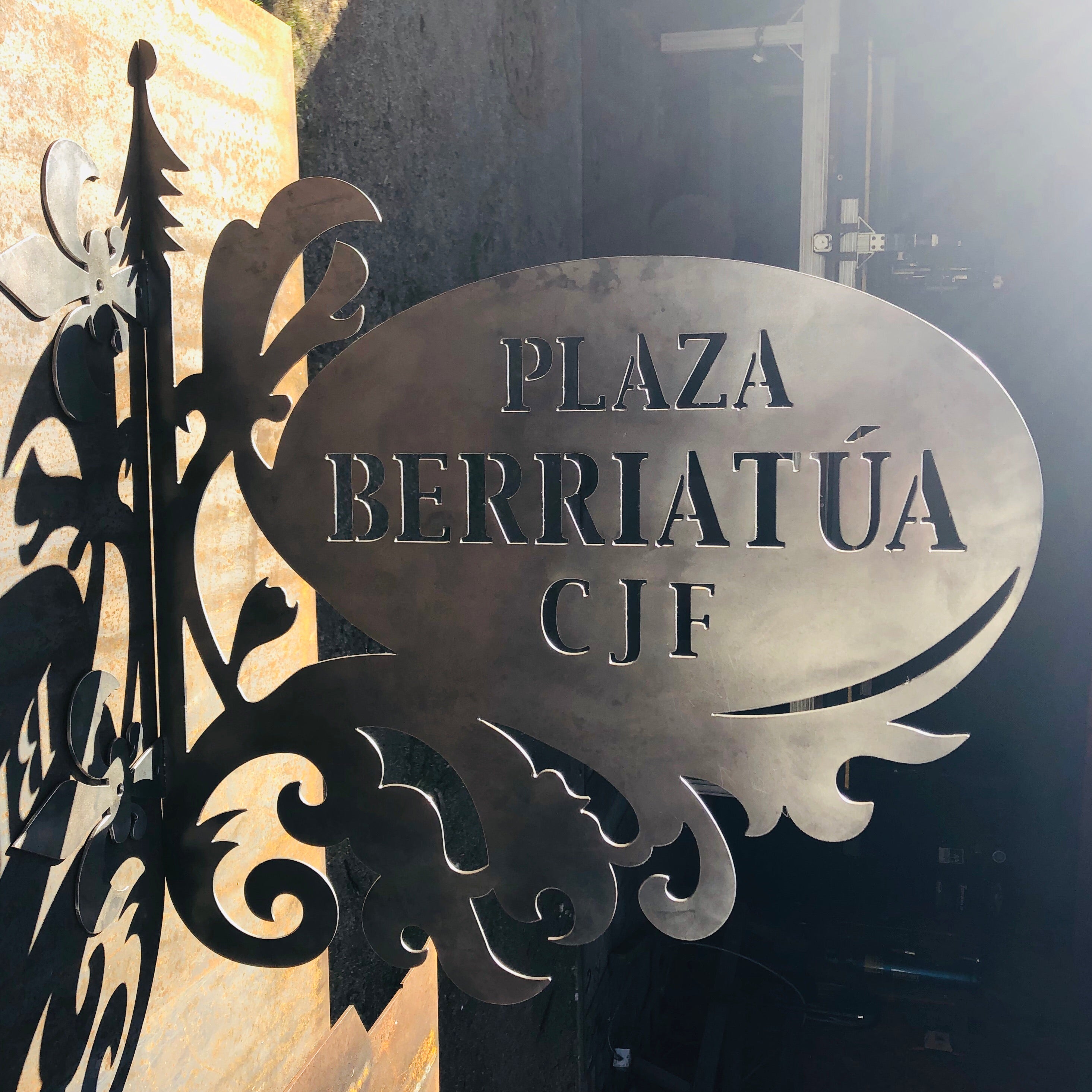 Letrero Escuadra